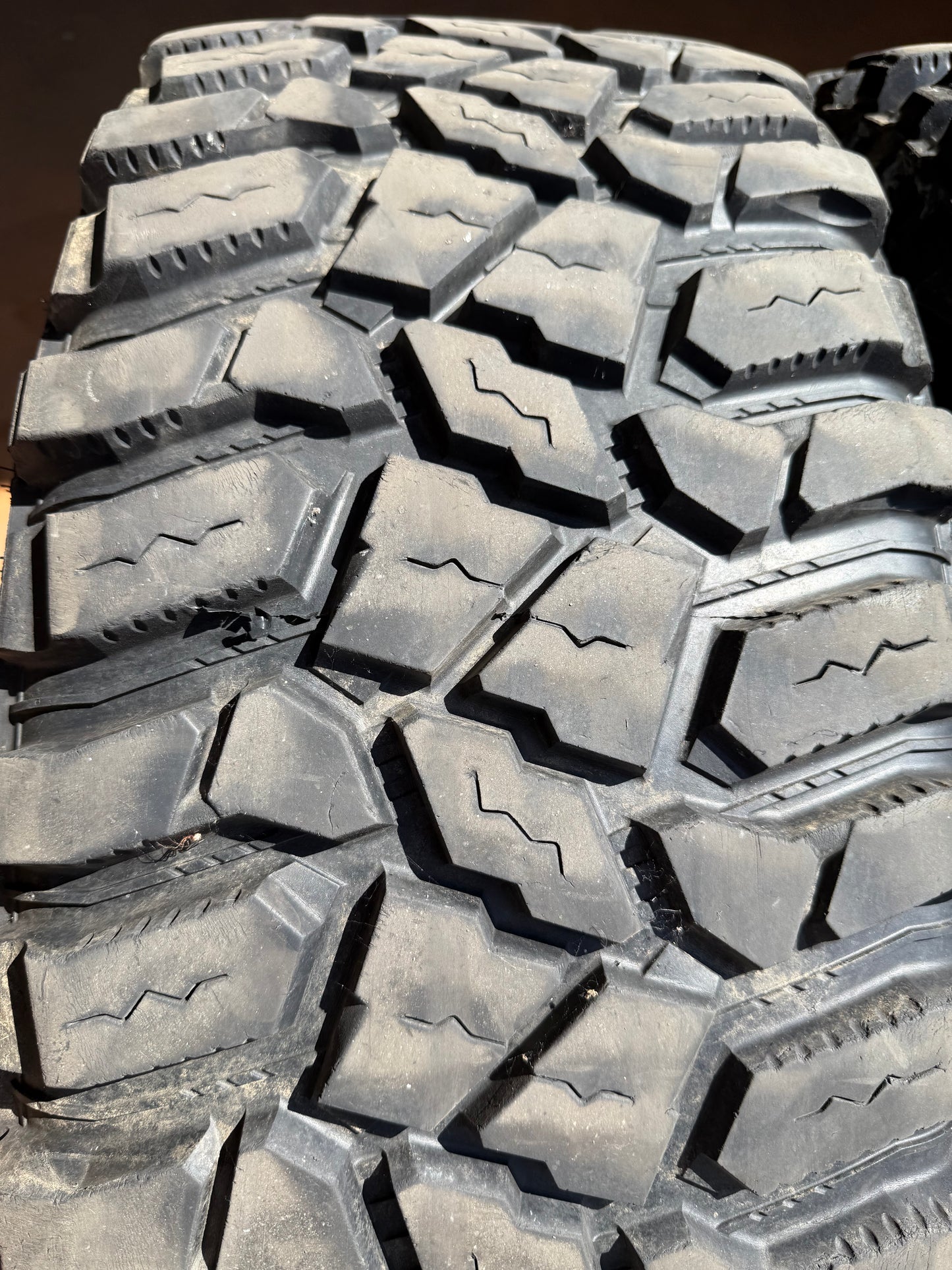 37x13.50R18 - Estive - Cooper - DOT 2017 - Usato