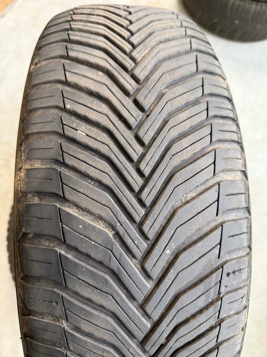 225/60/17 - 4 stagioni - Michelin - DOT 2022 - Usato