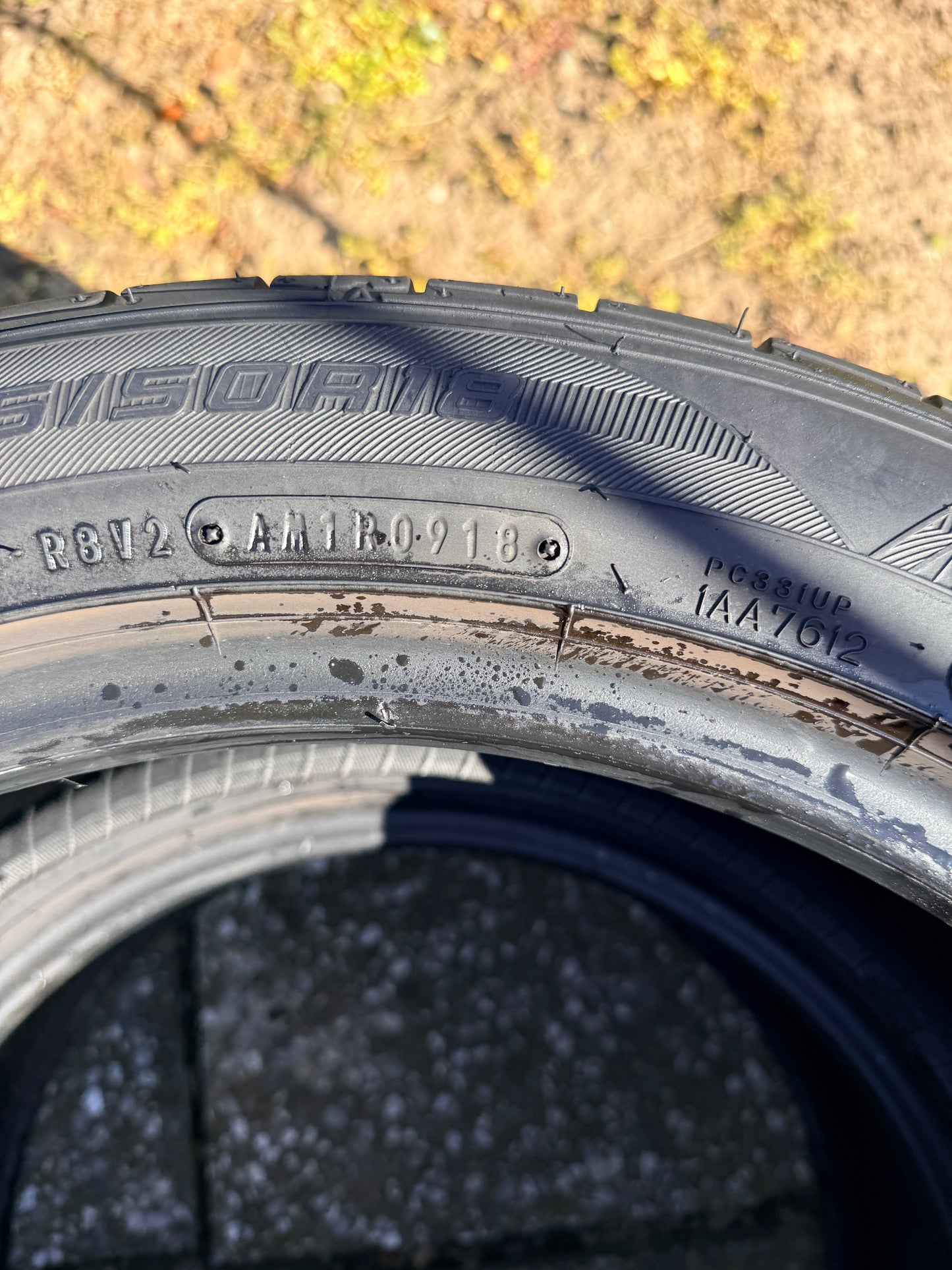 215/50/18 - Estive - Falken - DOT 2018 - Usato