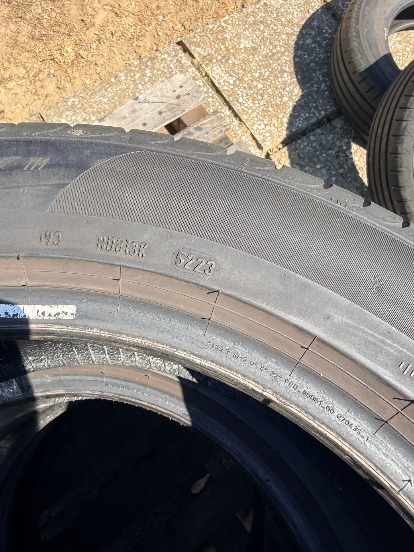 225/50/17 - Estive - Pirelli - DOT 2023 - Usato