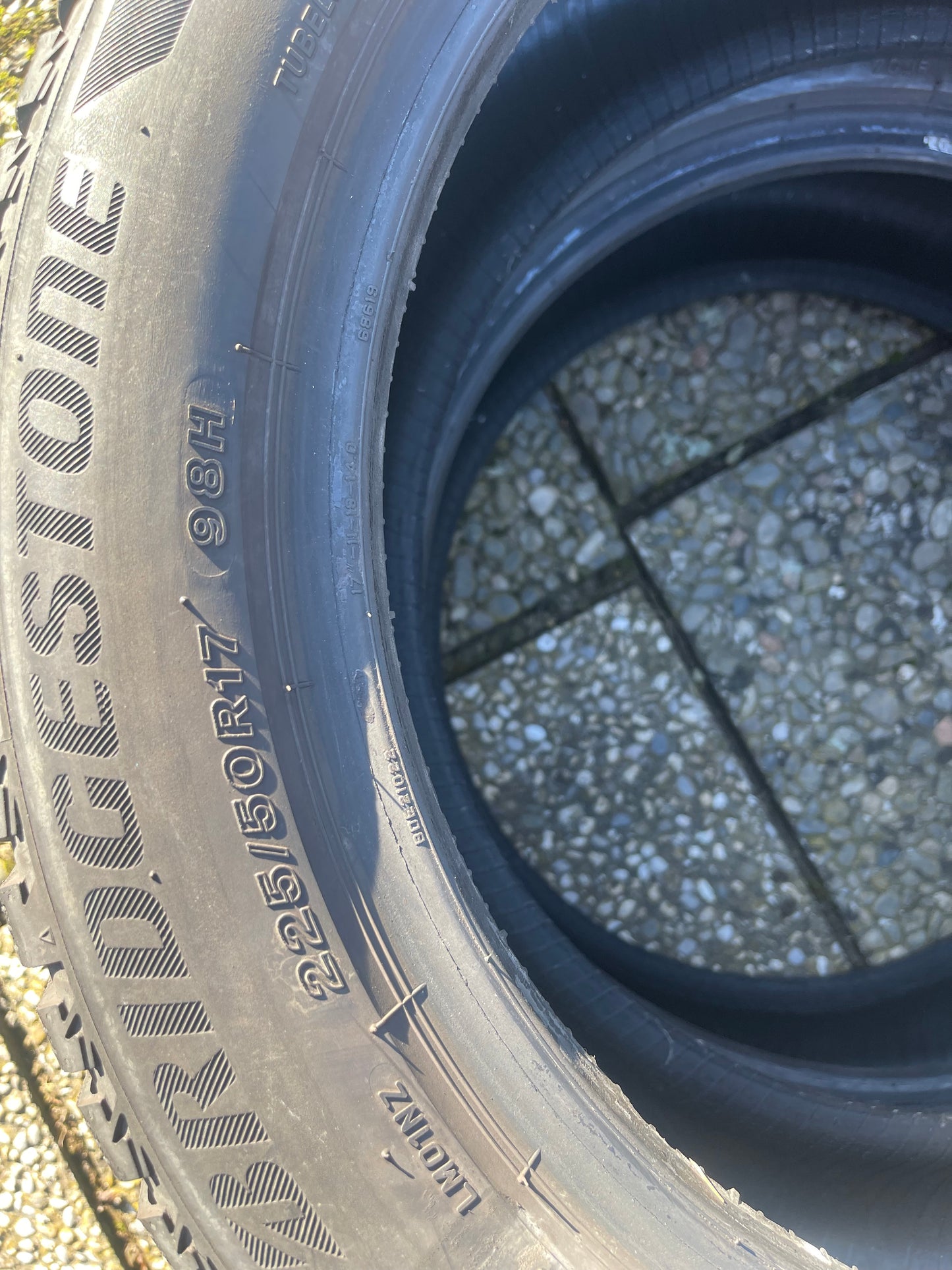 225/50/17 - Invernali - Bridgestone - DOT 2018 - Usato