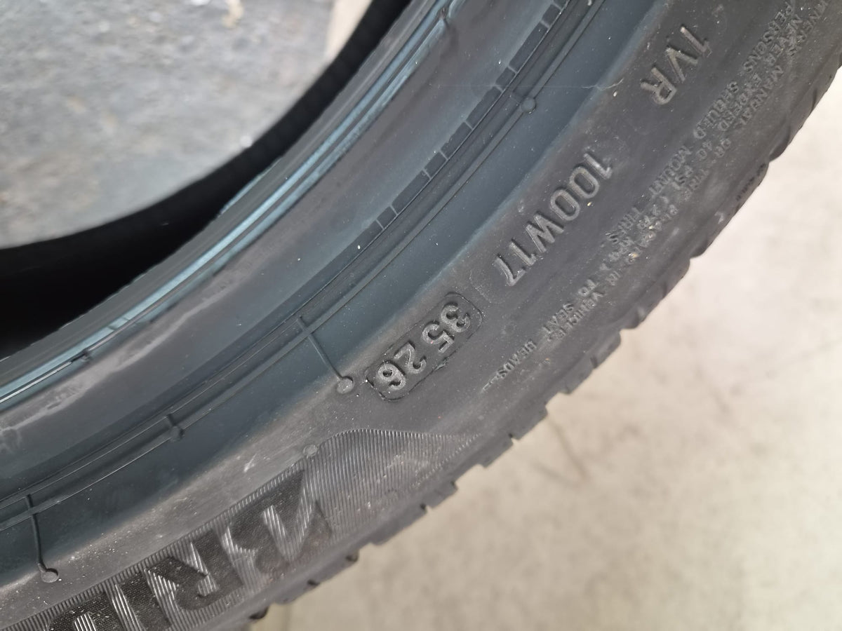 255/40/20 - Invernali - Bridgestone - DOT 2026 - Nuovo - (2 gomme)