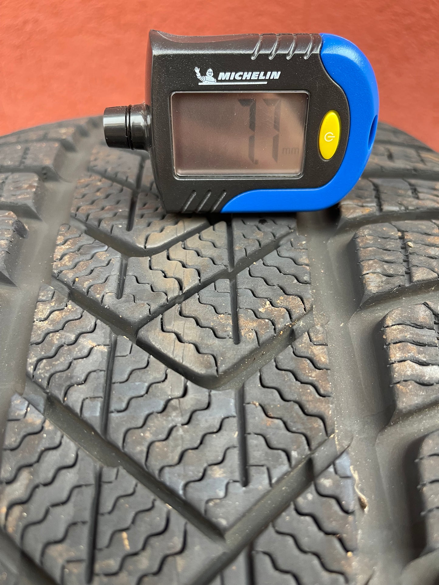 255/40/20 - Invernali - Pirelli - DOT 2022 - Usato