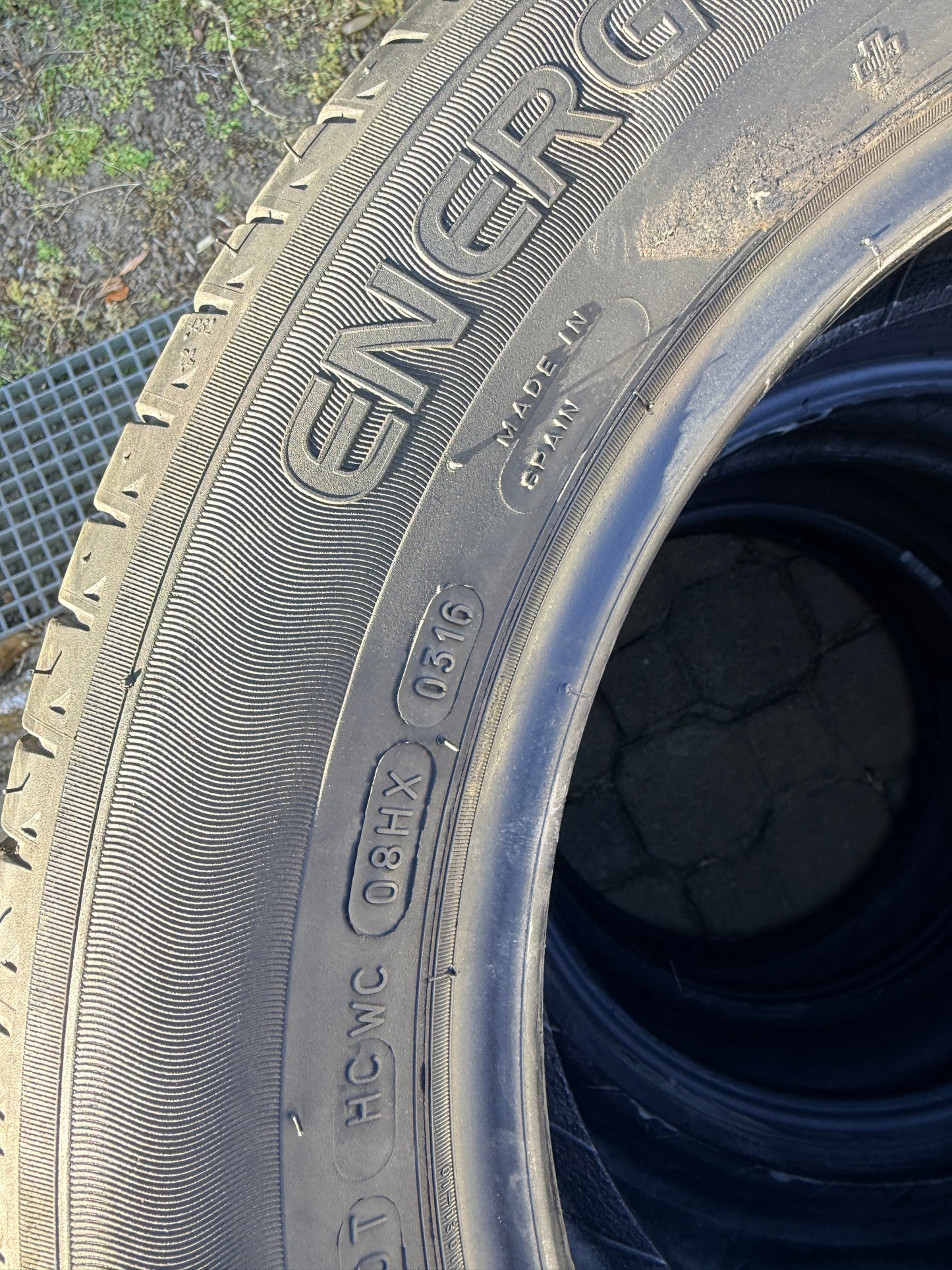 205/55/16-Estive-Michelin/-DOT 2016-Usato
