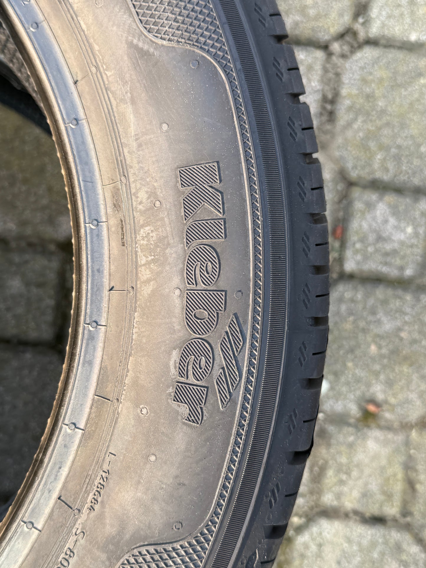 205/55/16-Estive-Kleber-DOT 2023-Nuovo