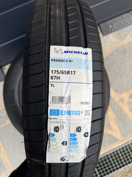 175/65/17 - estive - Michelin - DOT 2022 - Nuovi