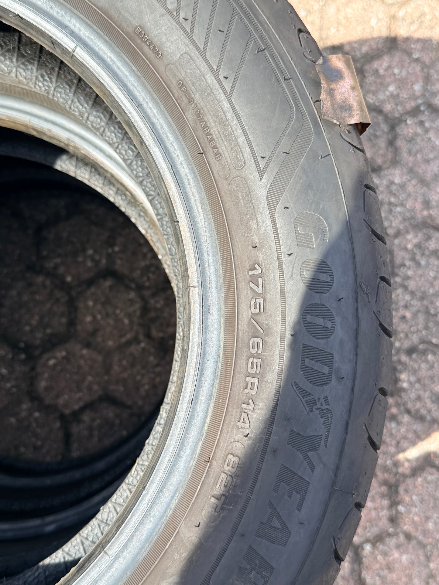 175/65/14 - Estive - Goodyear - DOT 2025 - Usato
