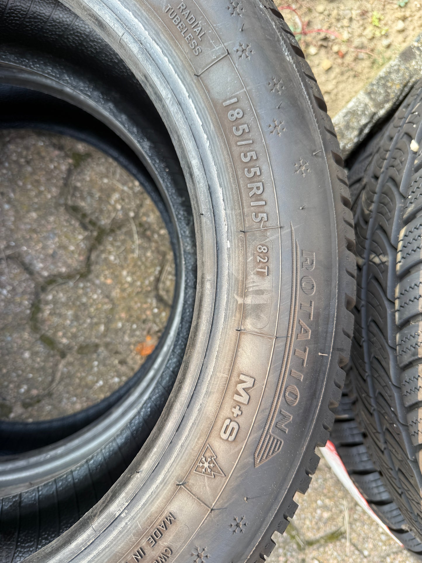 185/55/15 - Invernali - Dunlop - DOT 2023 - Usato