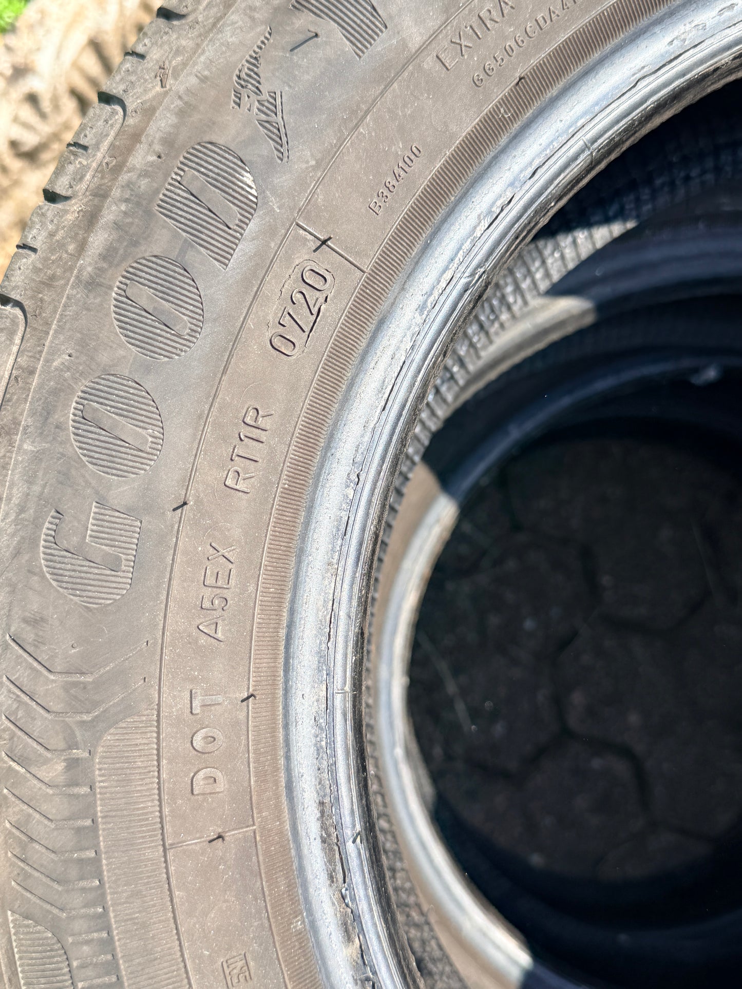 175/65/14 - Estive - Goodyear - DOT 2020 - Usato