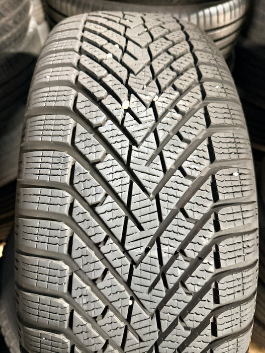 225/55/18 - Invernali - Pirelli - DOT 2021/2022 - Usato
