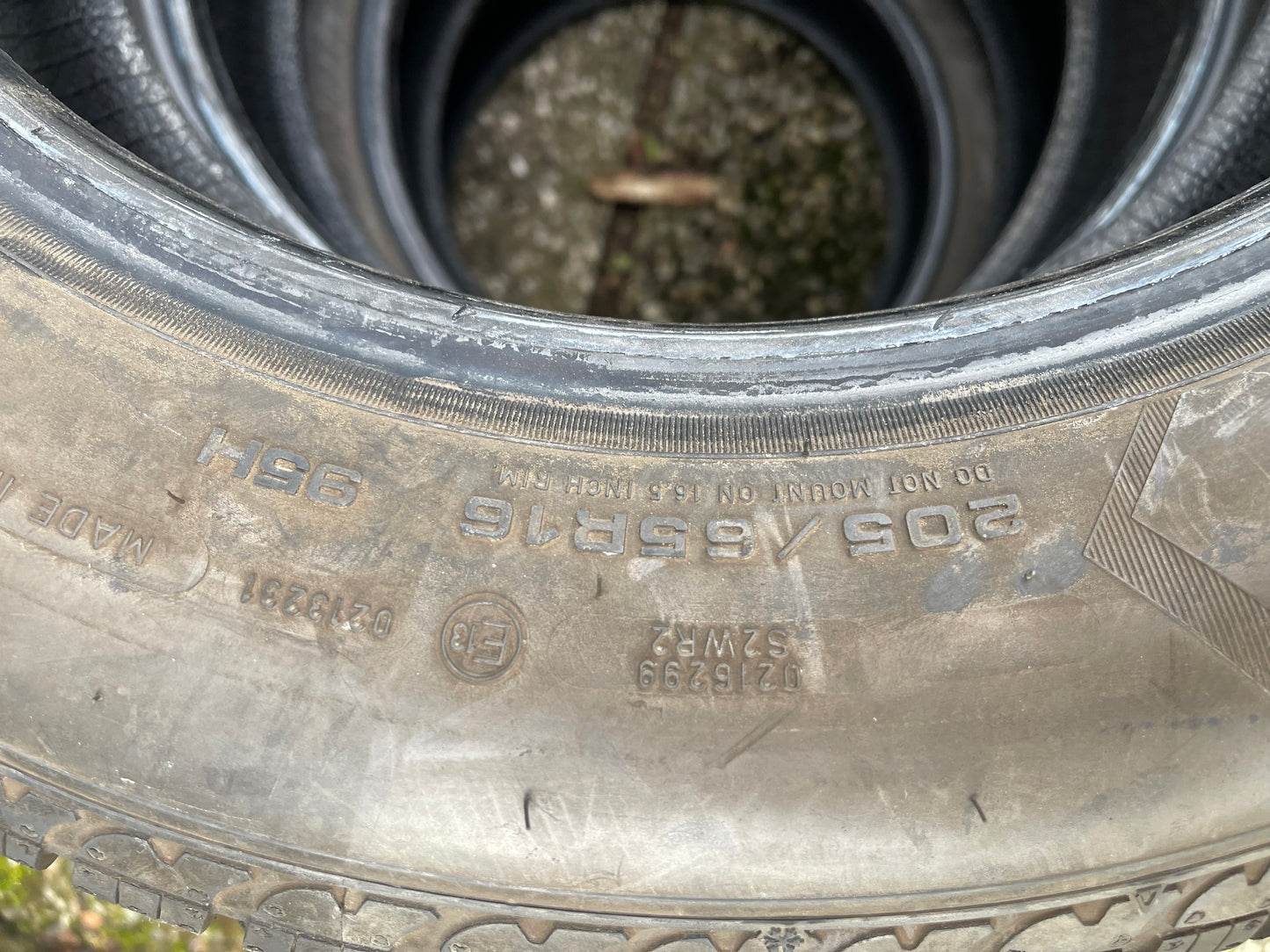 205/65/16 - Invernali - Goodyear - DOT 2019 - Usato