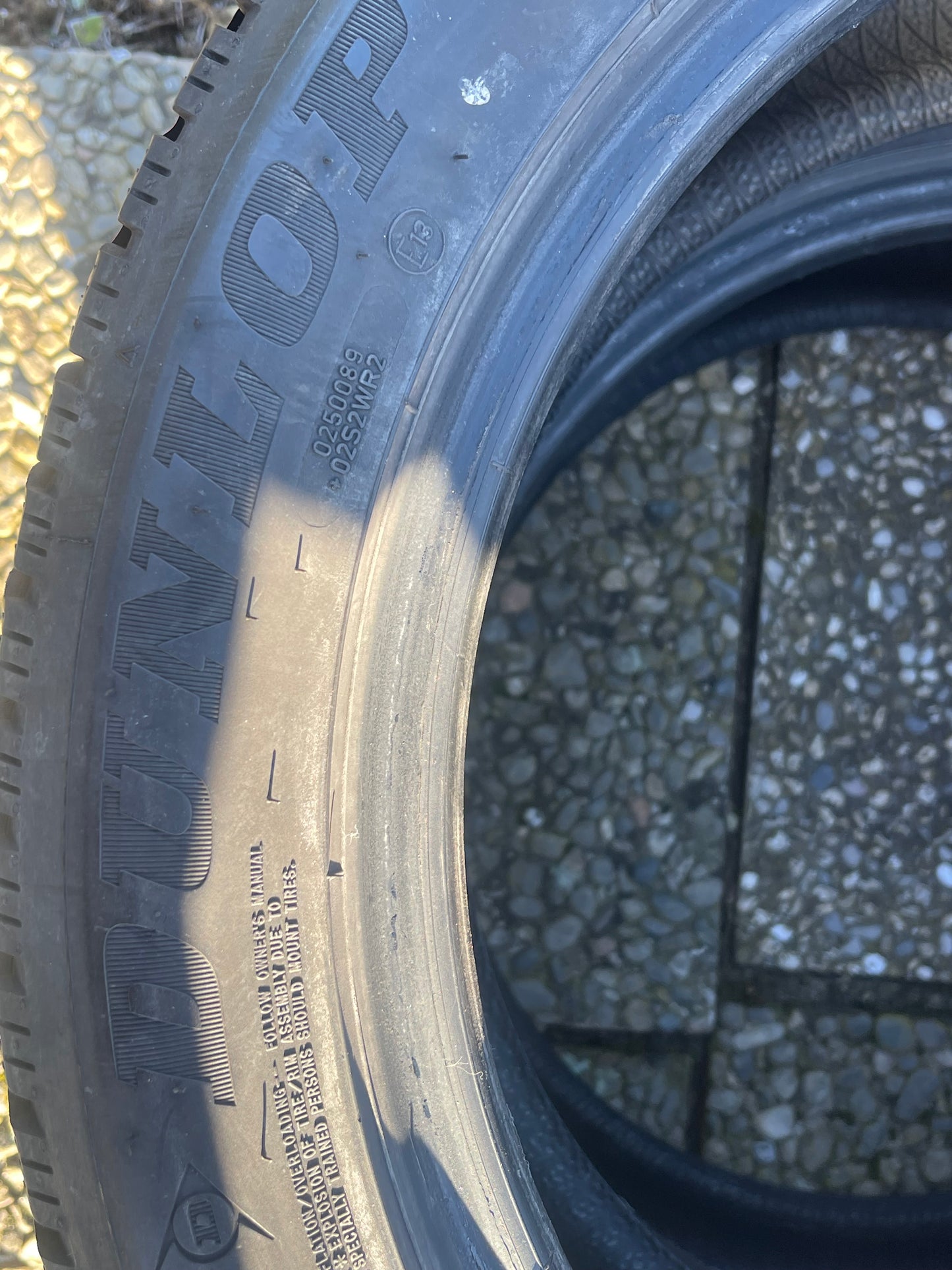 225/50/17 - Invernali - Dunlop - DOT 2017 - Usato