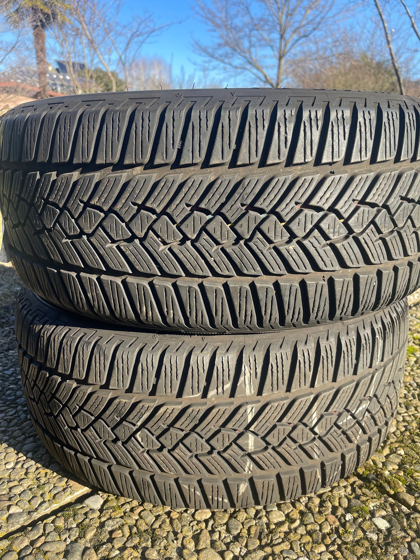 225/45/17 - Invernali Fulda - DOT 2022 - Usato