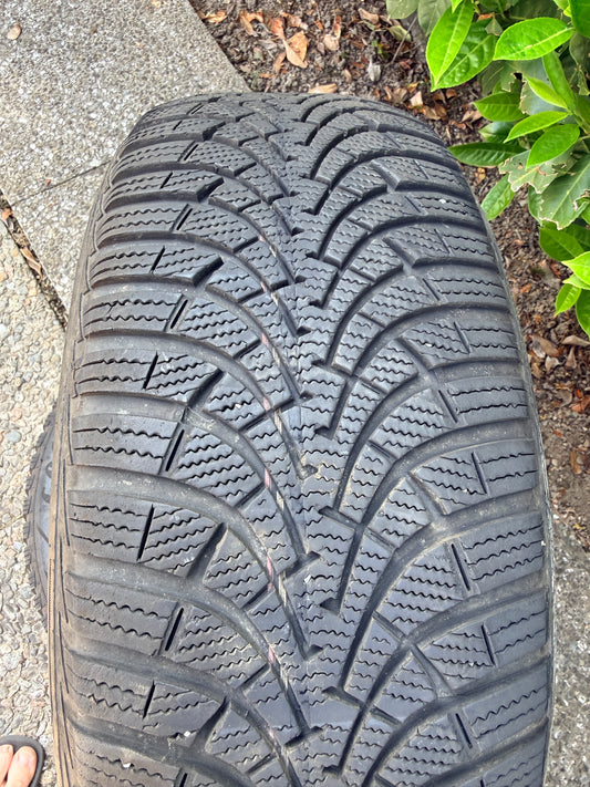 205/55/16-Invernali-Goodyear-DOT 2019-Usato