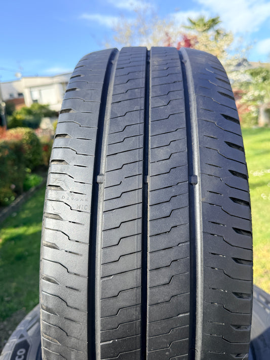 235/65/16C - estive - Continental - DOT 2021 - Usato