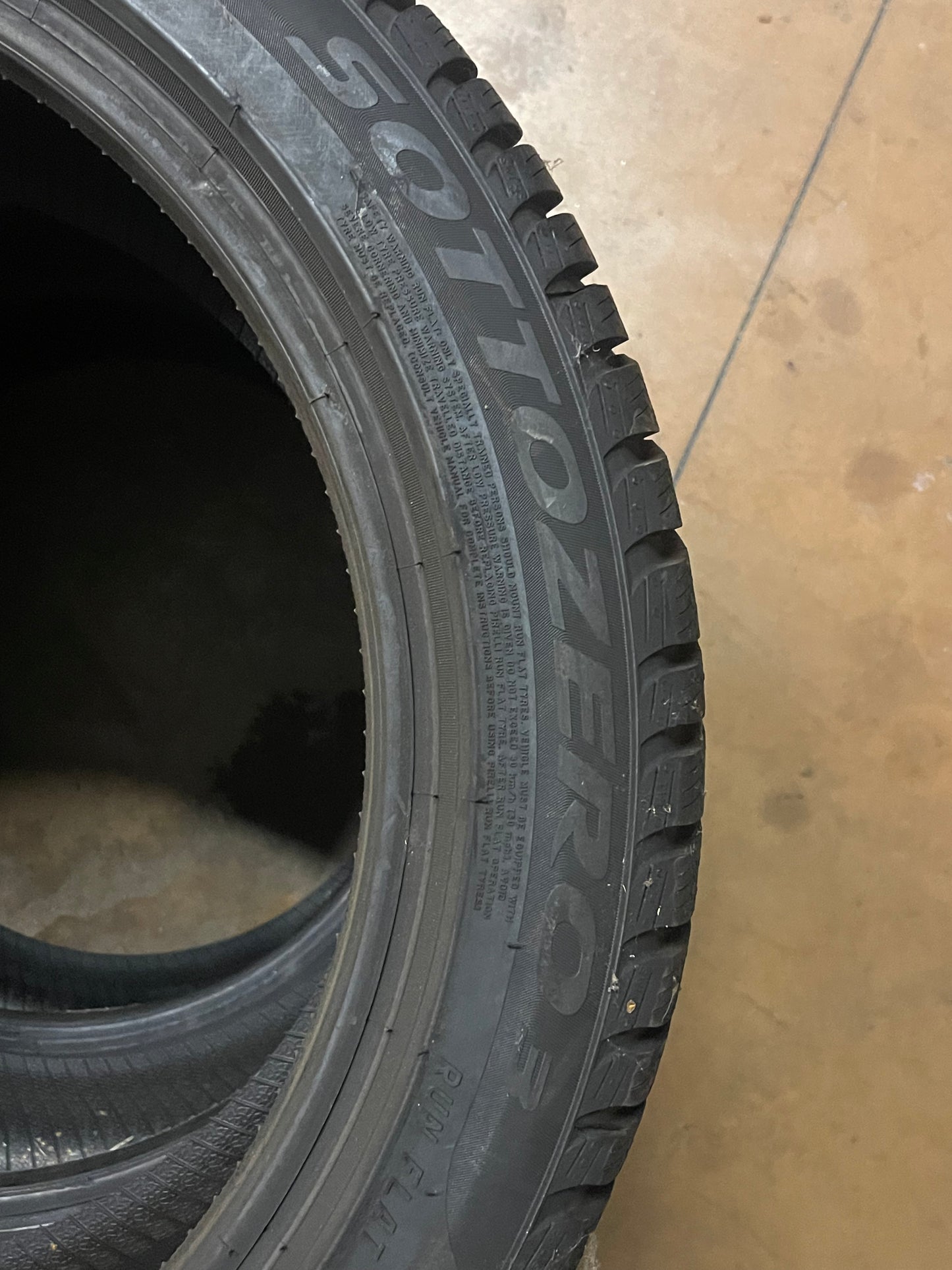 245/45/19 - Invernali - Pirelli - DOT 2021 - Nuovo
