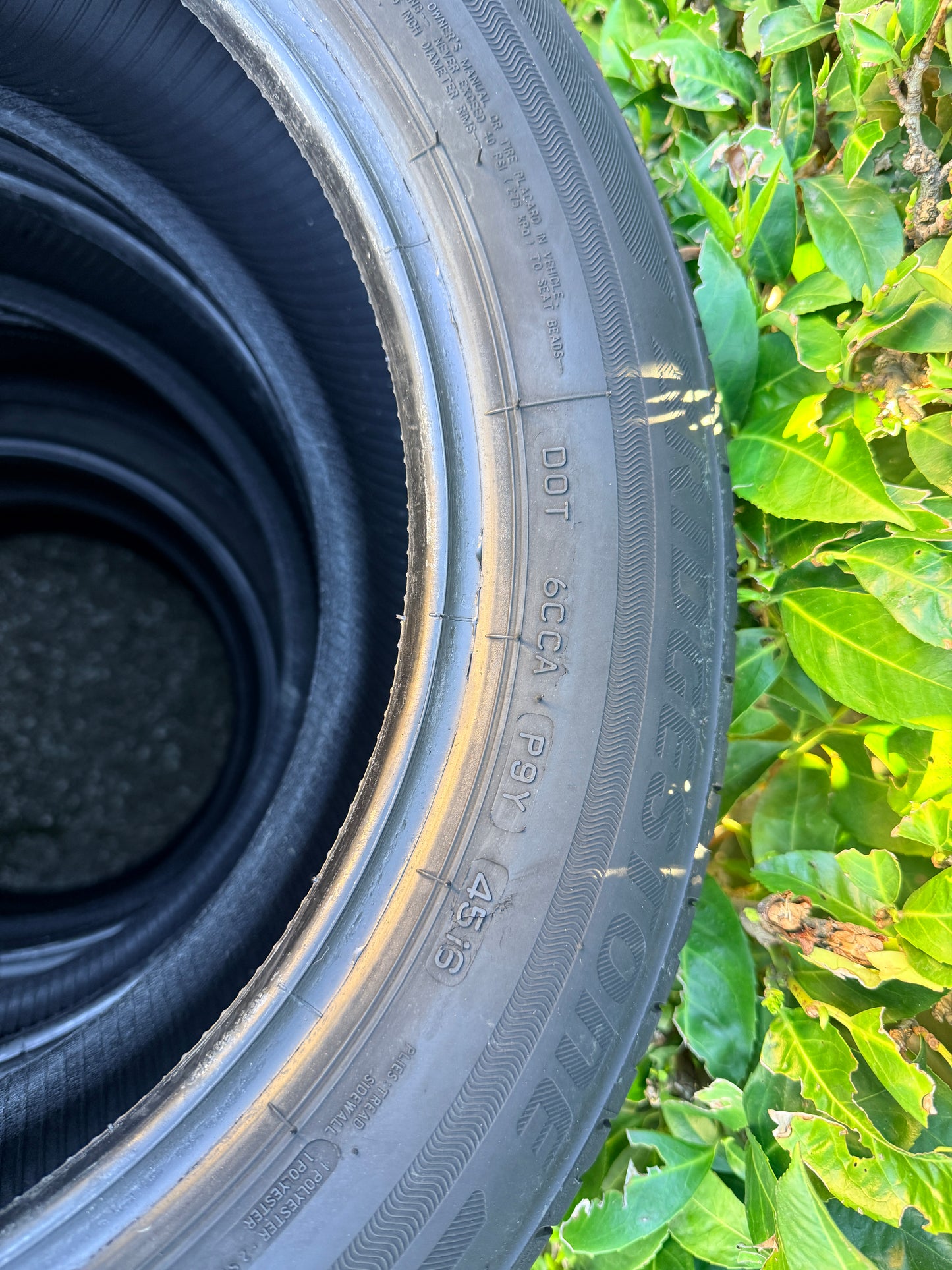 185/60/15 - Estive - Bridgestone - DOT 2016 - Usato