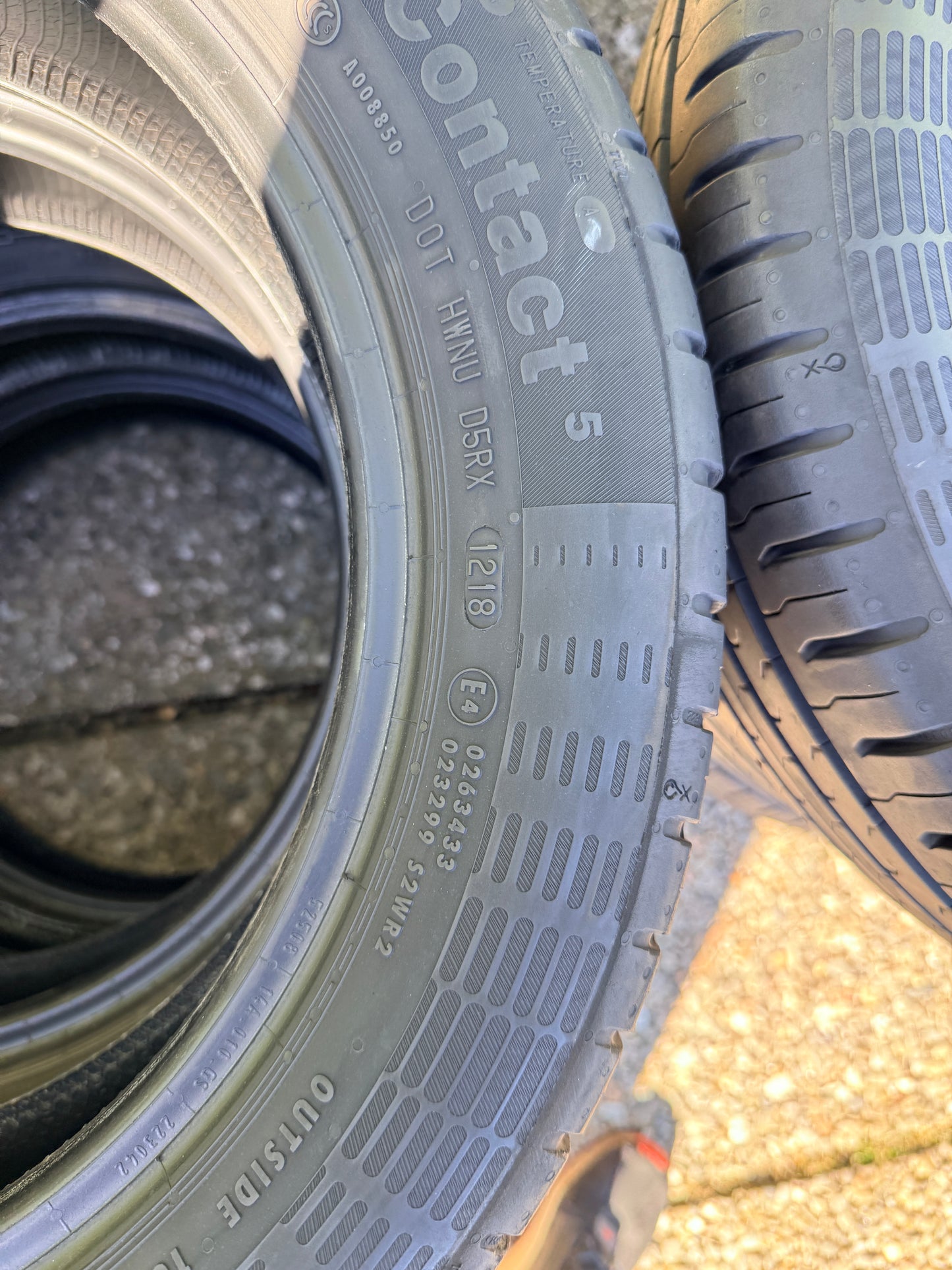 165/60/15 - Estive - Continental - DOT 2018/2020 - Usato