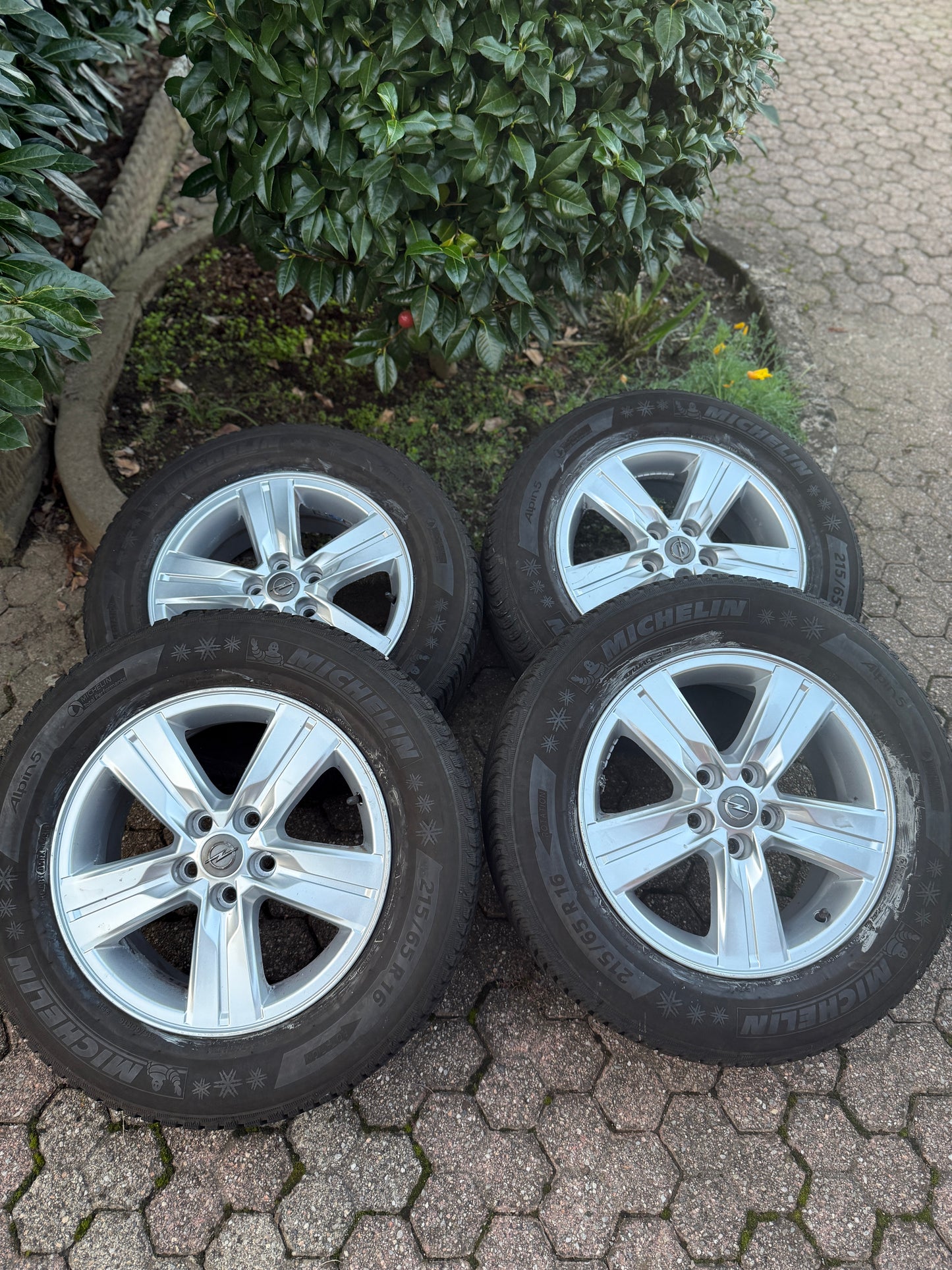 Cerchi e gomme 16” - Opel Mokka/Astra - Usato