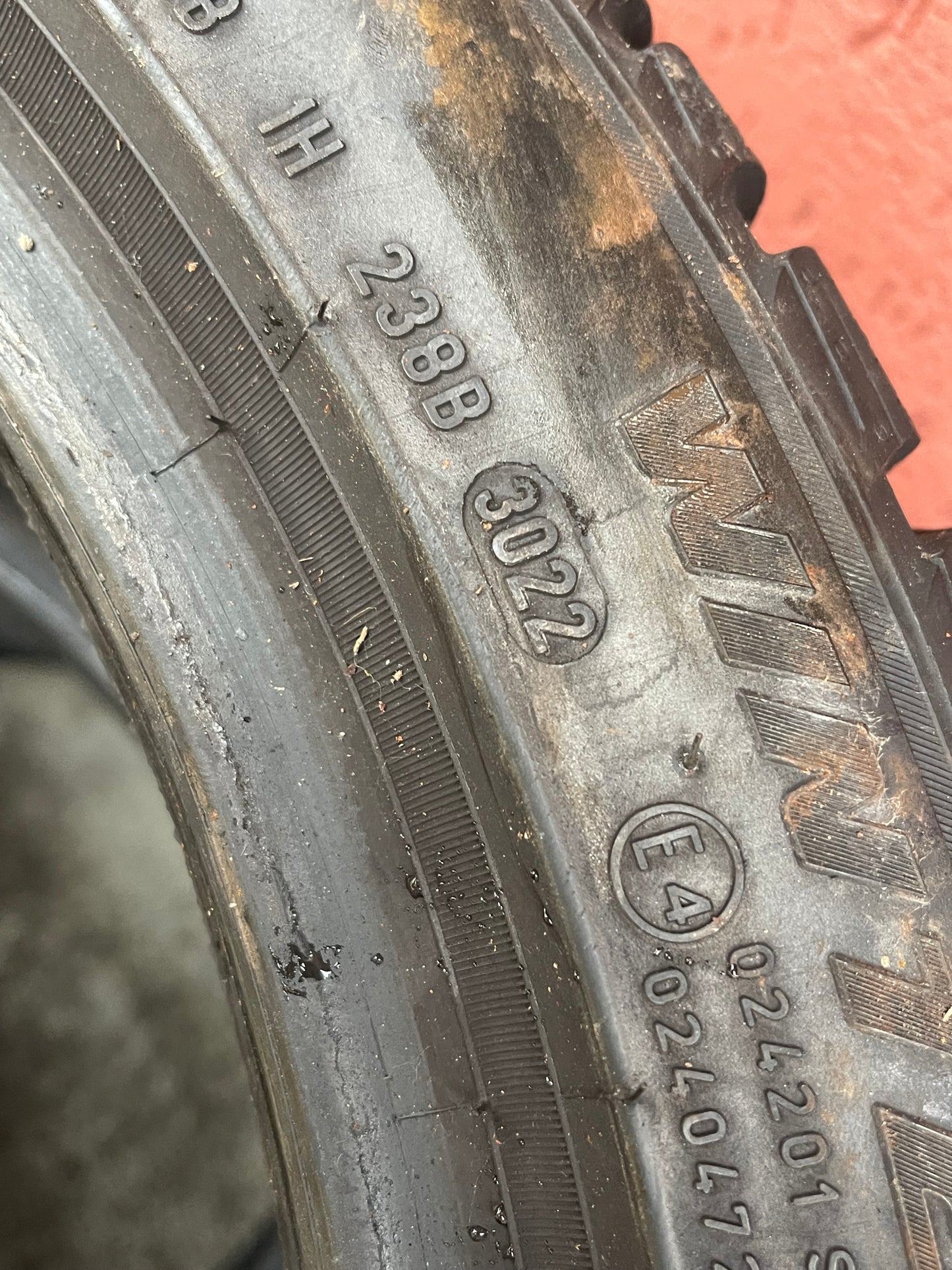 255/40/20 - Invernali - Pirelli - DOT 2022 - Usato