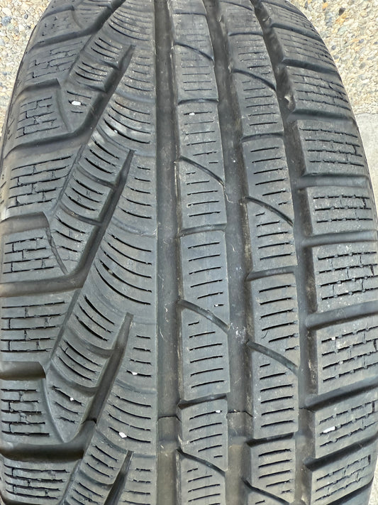 225/55/17 - Invernali - Pirelli - DOT 2020 - Usato