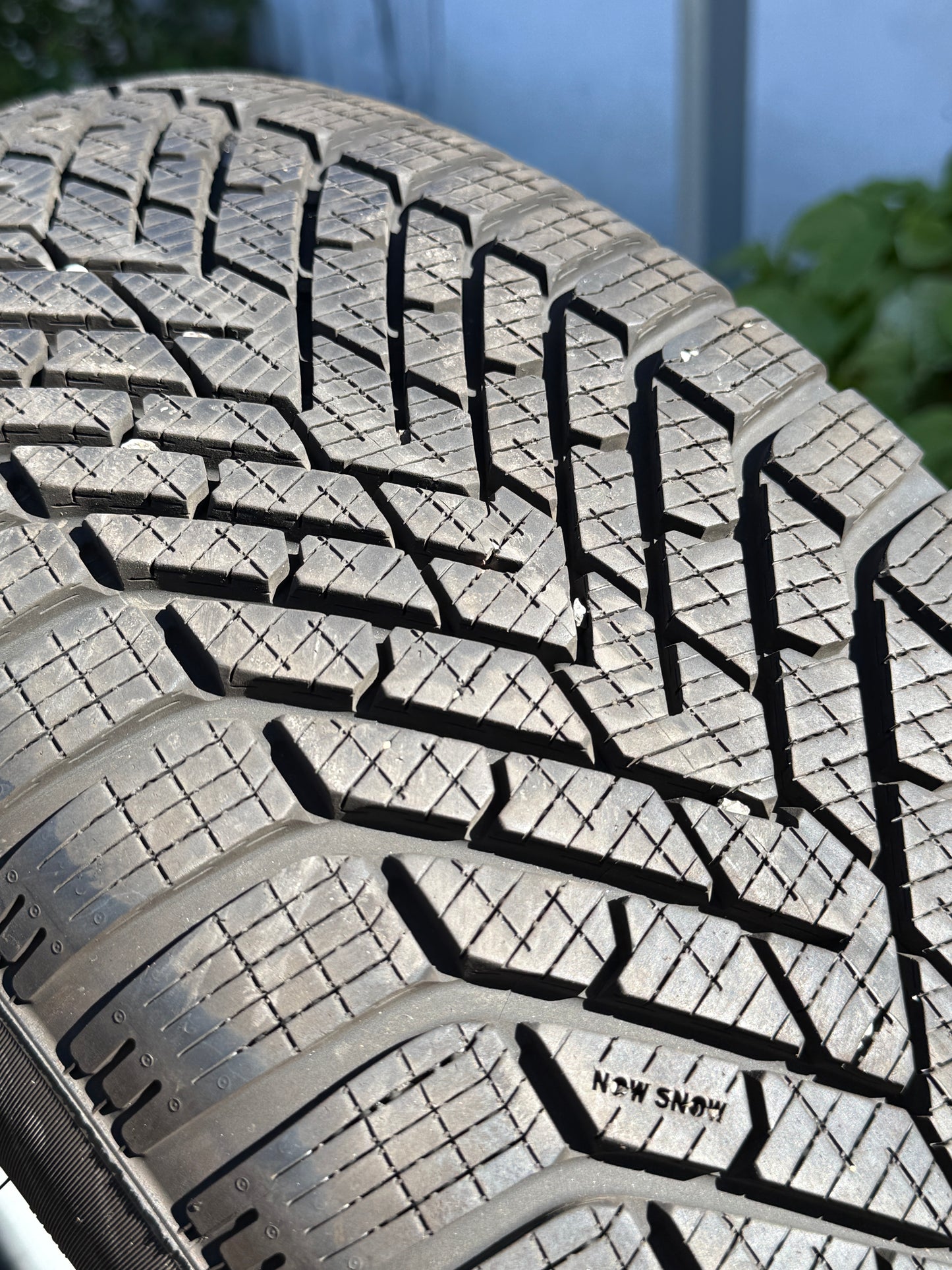 225/55/18 - Invernali - Pirelli - DOT 2023 - Usato
