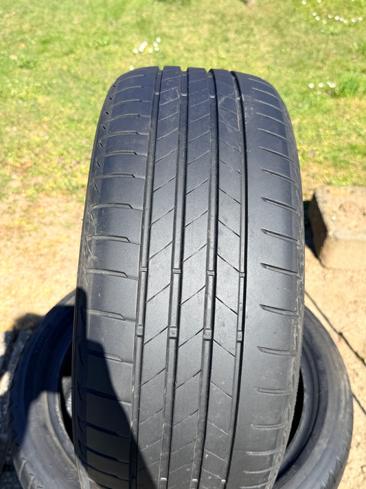 225/45/18 - Estive - Bridgestone - DOT 2021 - Usato