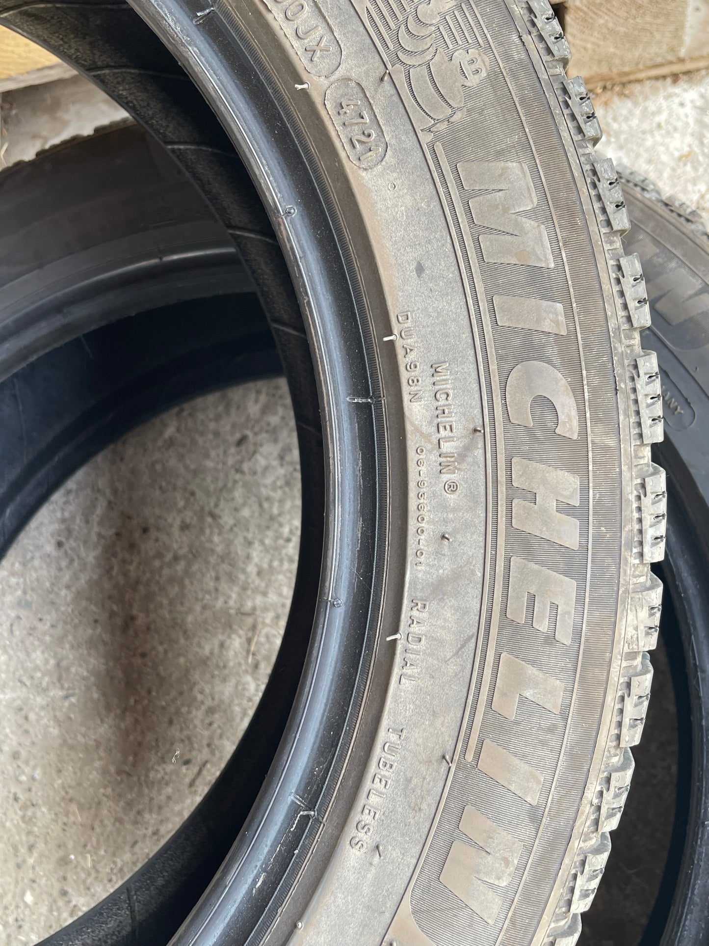 195/60/18 - Invernali - Michelin - DOT 2021 - Usato