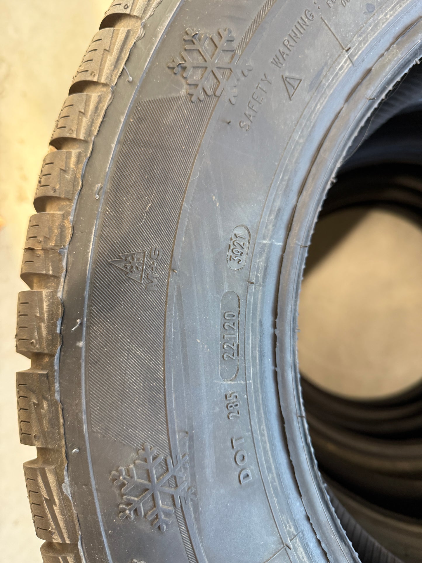 215/65/16 - Invernali - Petlas - DOT 2021 - Usato