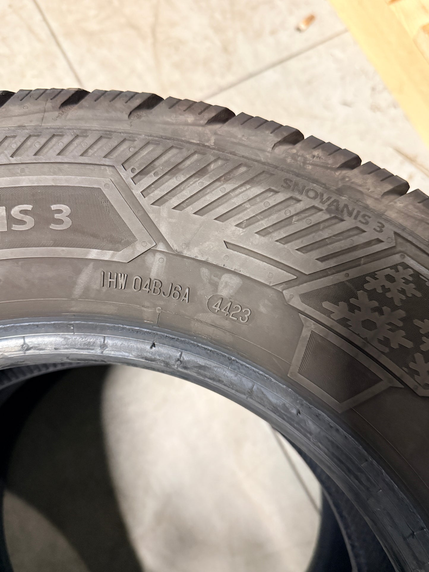 215/70/15C - Invernali - Barum - DOT 2023 - Usato