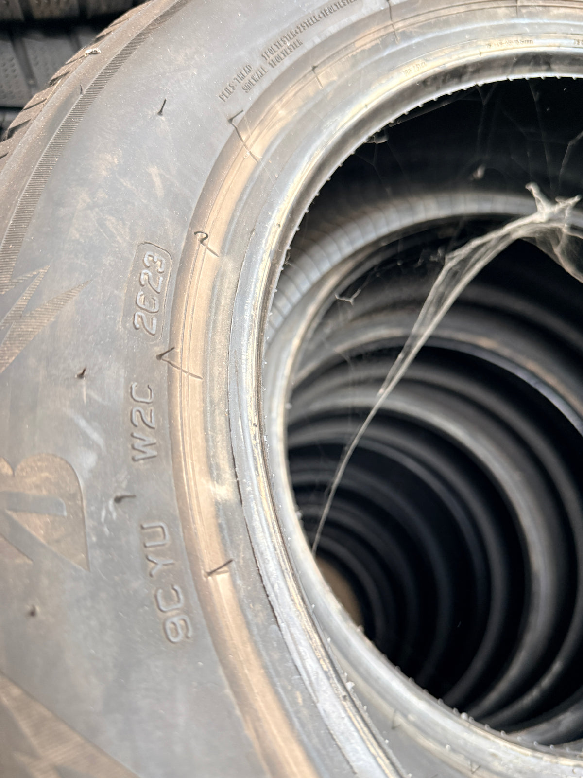 175/65/15 - Invernali - Bridgestone - DOT 2023 - Usato