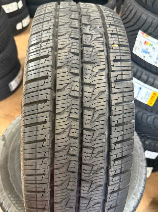 225/70/15C - 4 stagioni - Continental - DOT 2021 - Usato