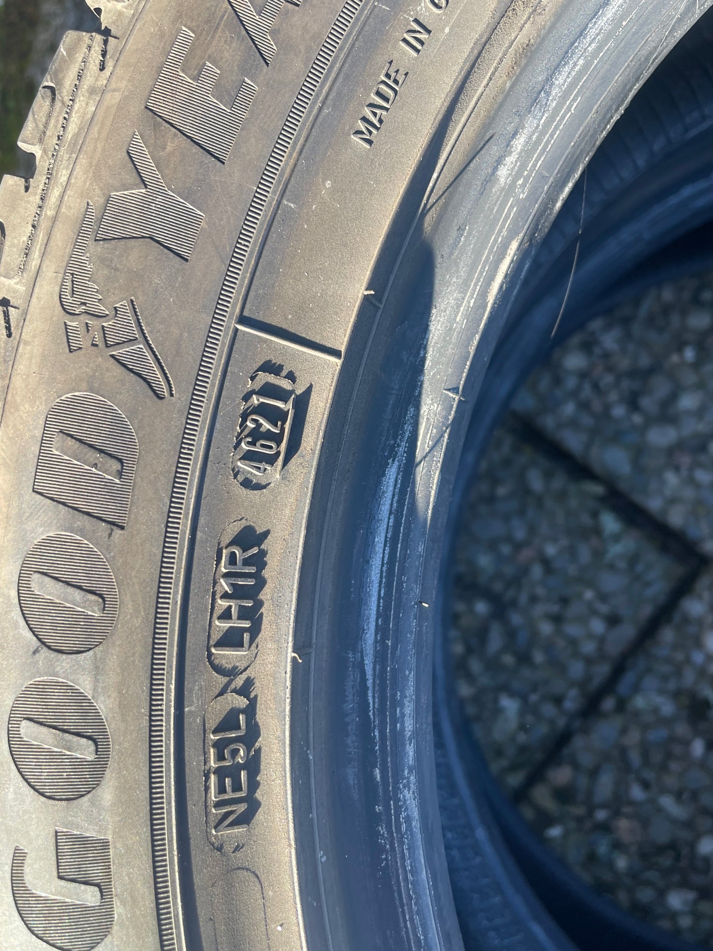 225/55/18 - Invernali - Goodyear - DOT 2021 - Usato