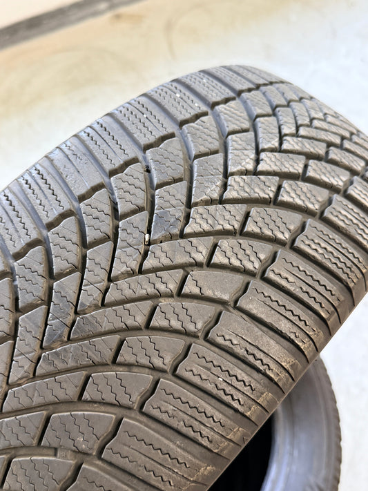 215/55/18 - Invernali - Bridgestone - DOT 2020 - Usato