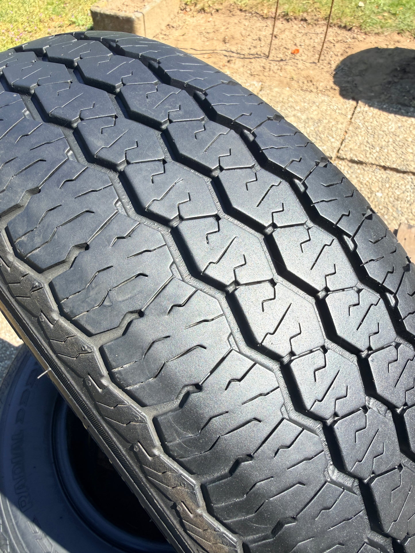 195/70/14 - Estive - TrailerMaxx - DOT 2017 - Usato