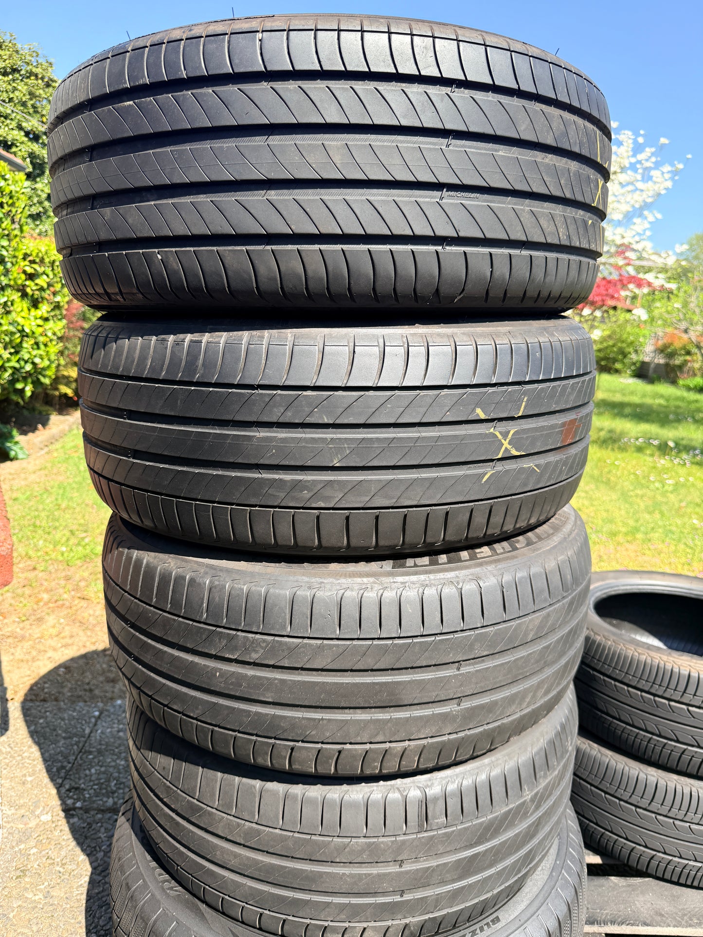 225/50/18 - Estive - Michelin - DOT 2021/2023 - Usato
