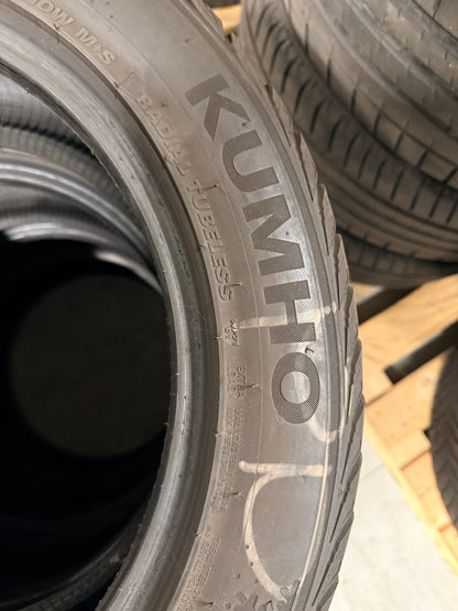 225/50/17 - Invernali - Kumho - DOT 2021 - Usato