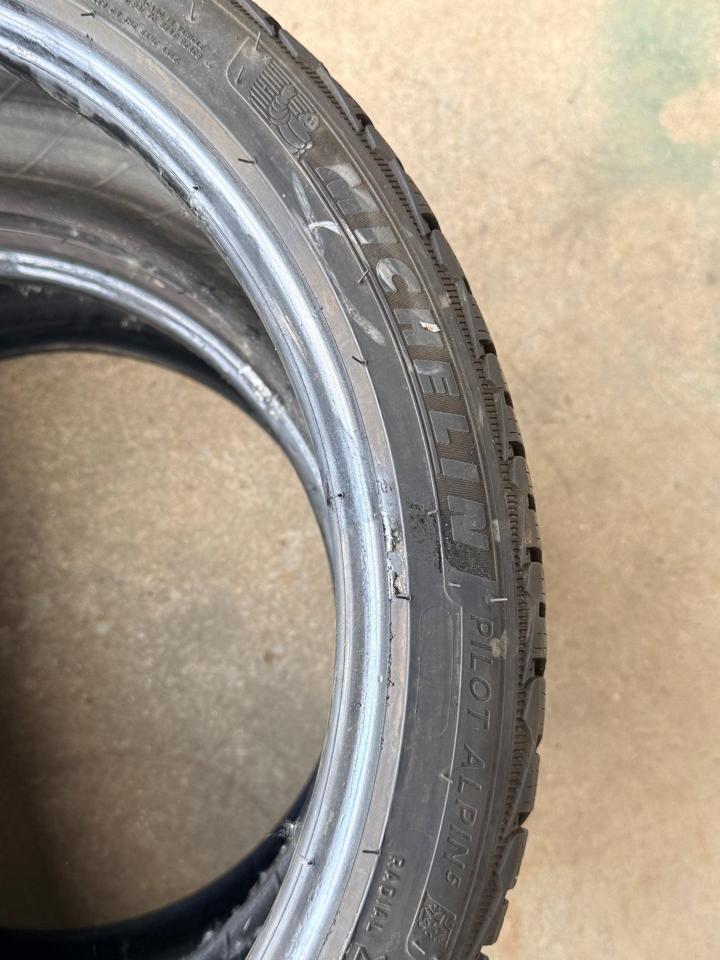 255/35/19 - Invernali - Michelin - DOT 2022 - Usato