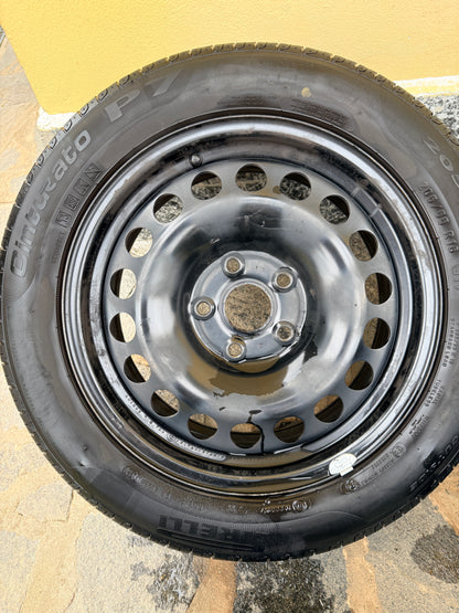 Cerchi + gomme estive Pirelli 16” - Volkswagen Golf/VAG -  Originali - Usato