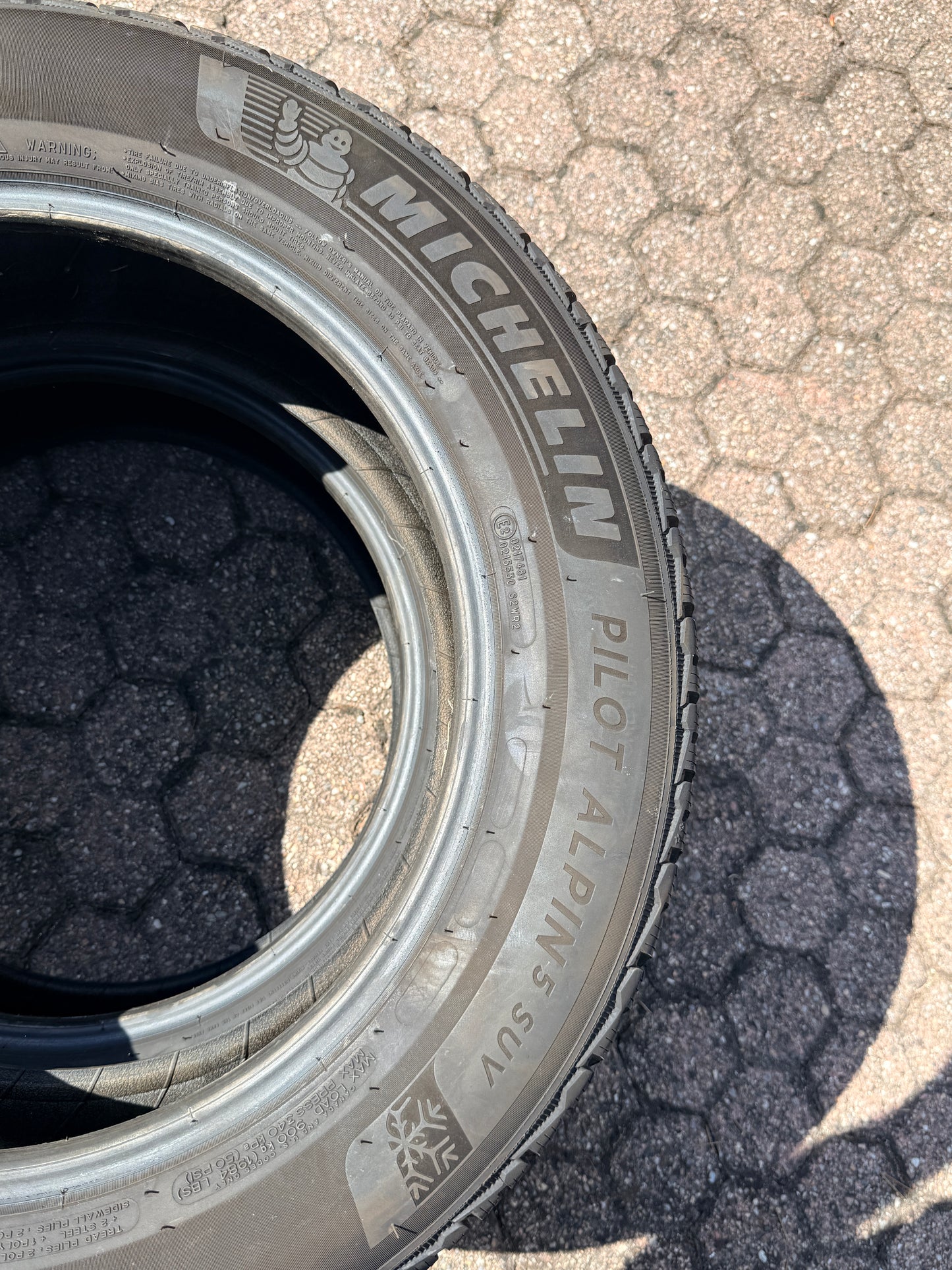 225/60/18 - Invernali - Michelin - DOT 2021 - Usato