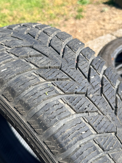225/70/15C - 4 stagioni - Nokian - DOT 2023 - Usato