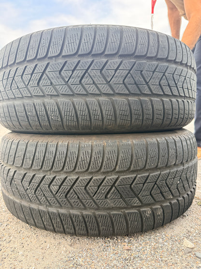 255/45/20 - Invernali -  Pirelli - DOT 2021 - Usato