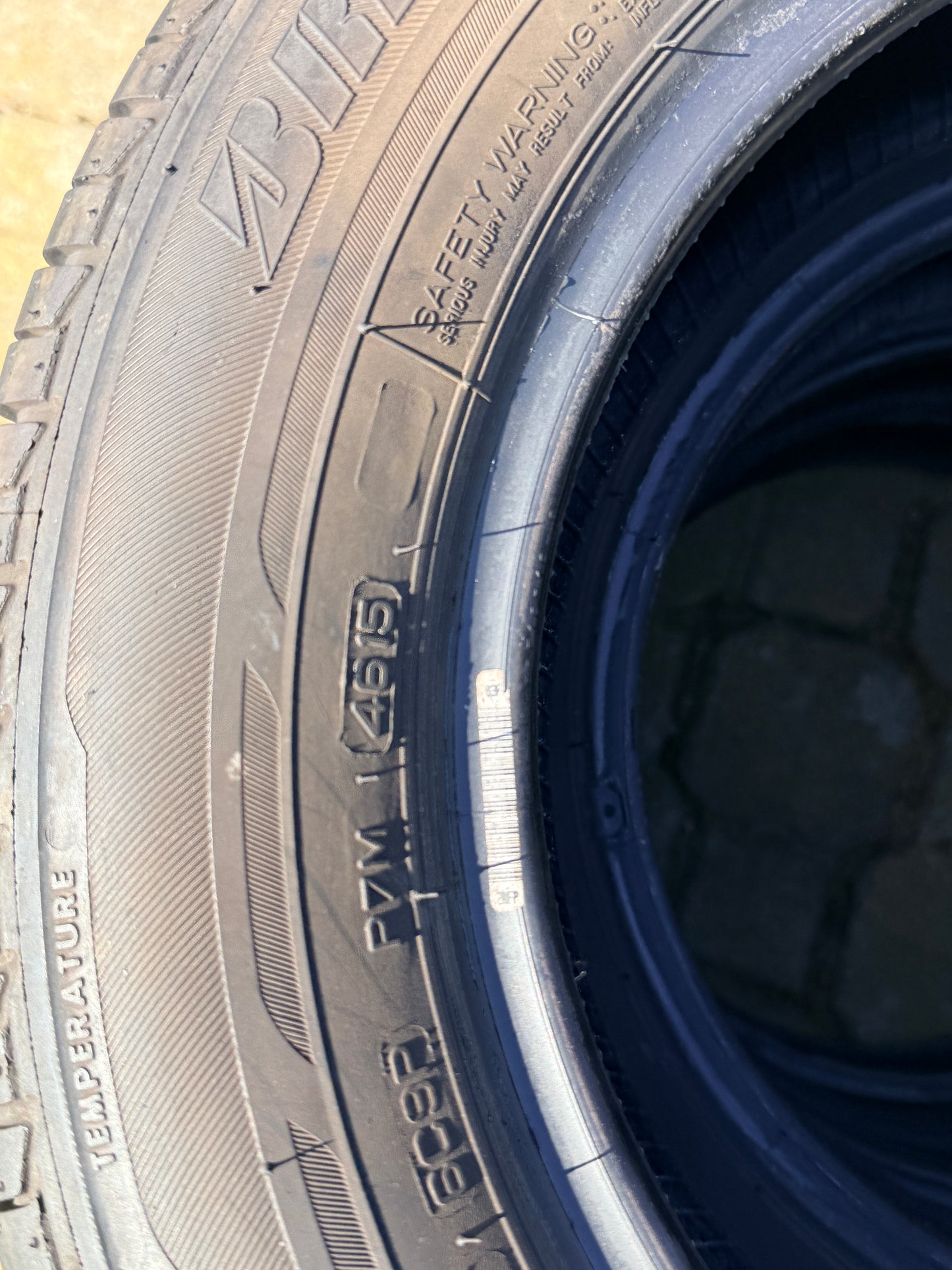 175/65/14 - Estive - Bridgestone - DOT 2015 - Usato
