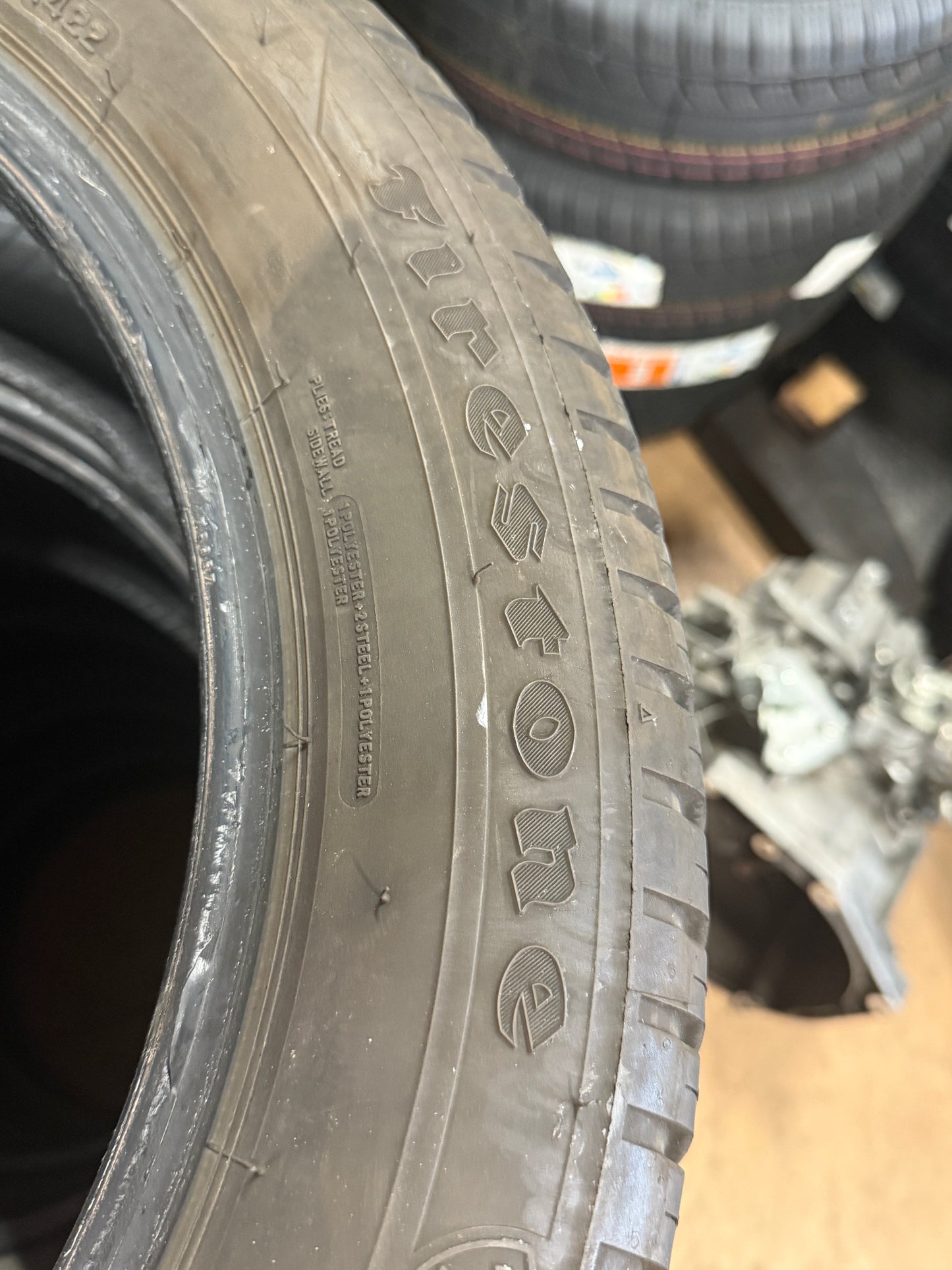 215/55/17 - 4 stagioni - Firestone - DOT 2022 - Usato