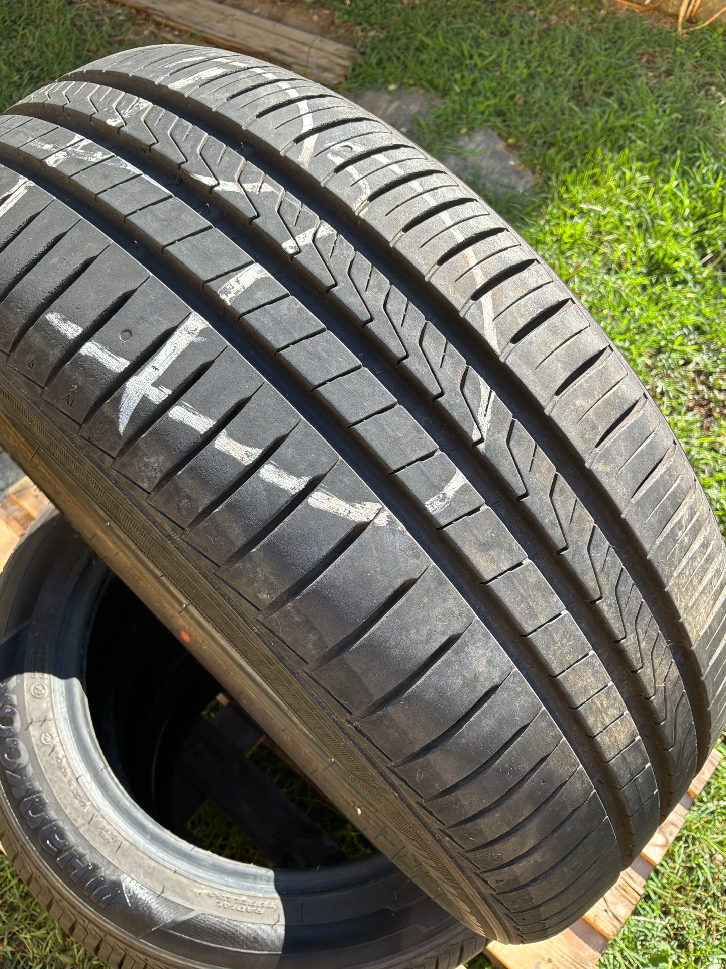 185/55/15 - Estive - Hankook - DOT 2021 - Usato