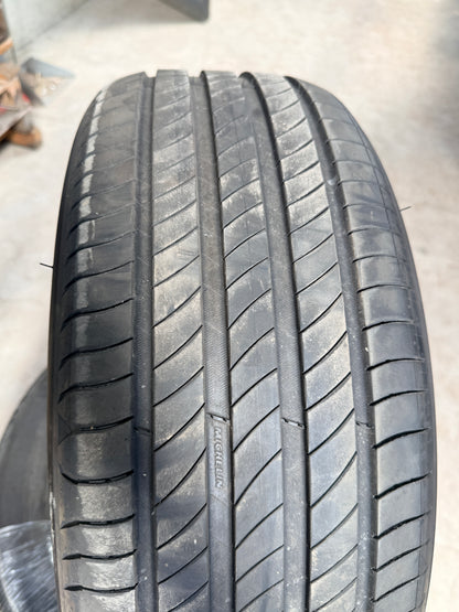 225/55/18-Estive-Michelin - DOT 2023 - Usato