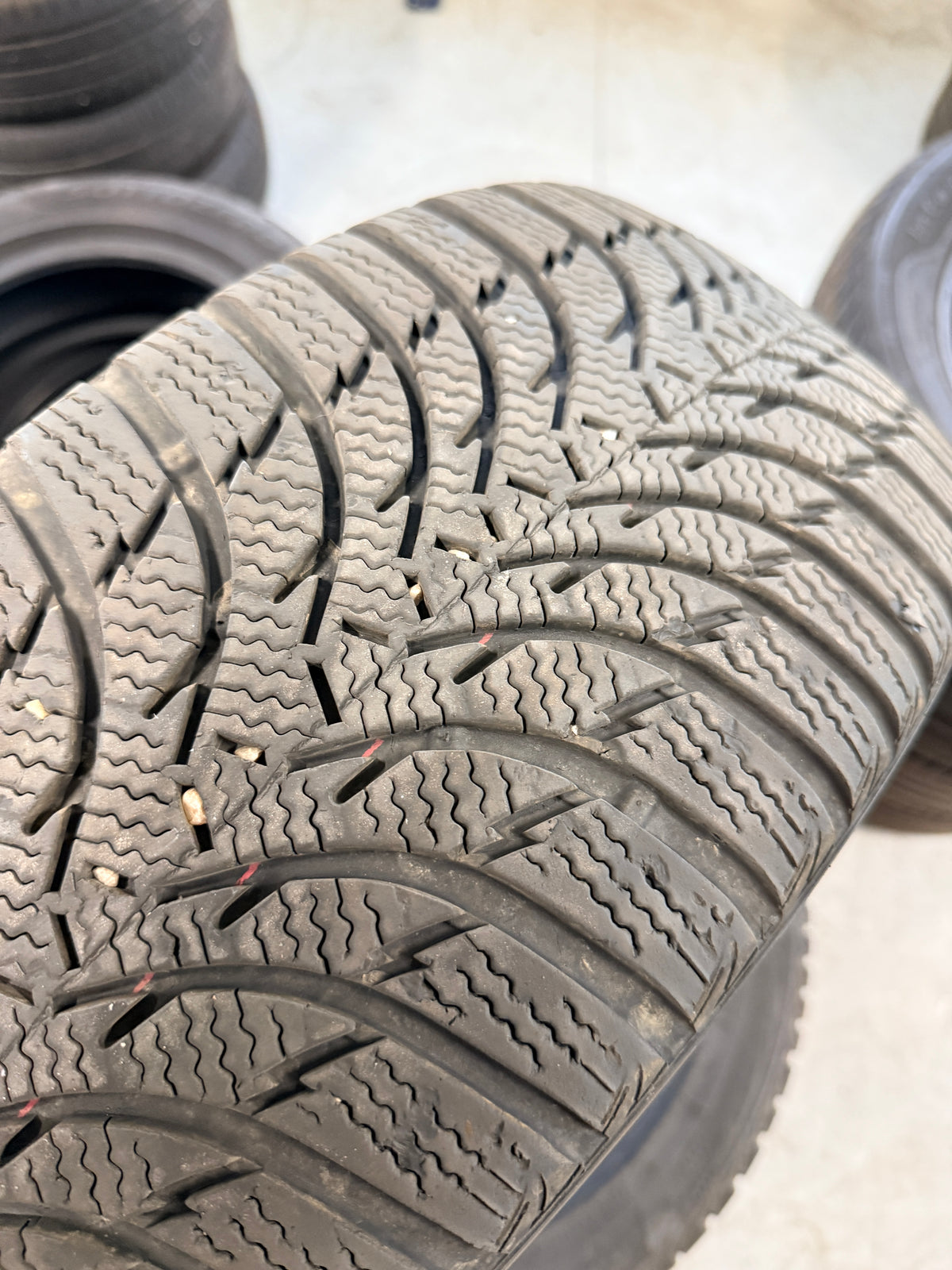 215/50/17 - Invernali - Kumho - DOT 2018 - Usato