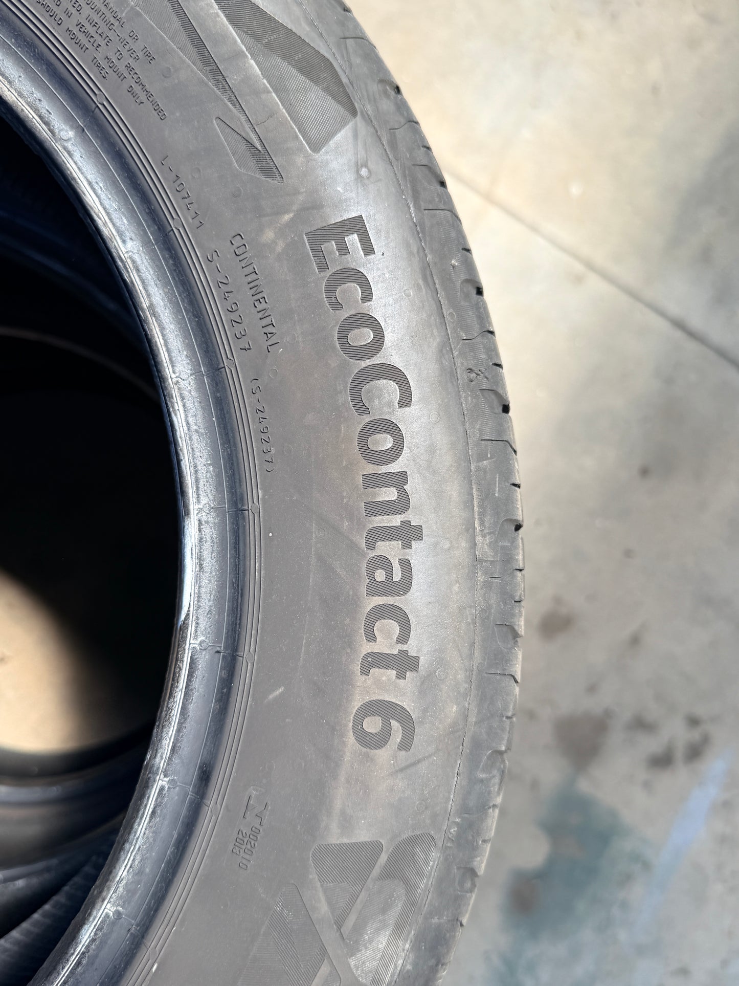 205/55/16-Estive-Continental-DOT 2021/2023- Usato