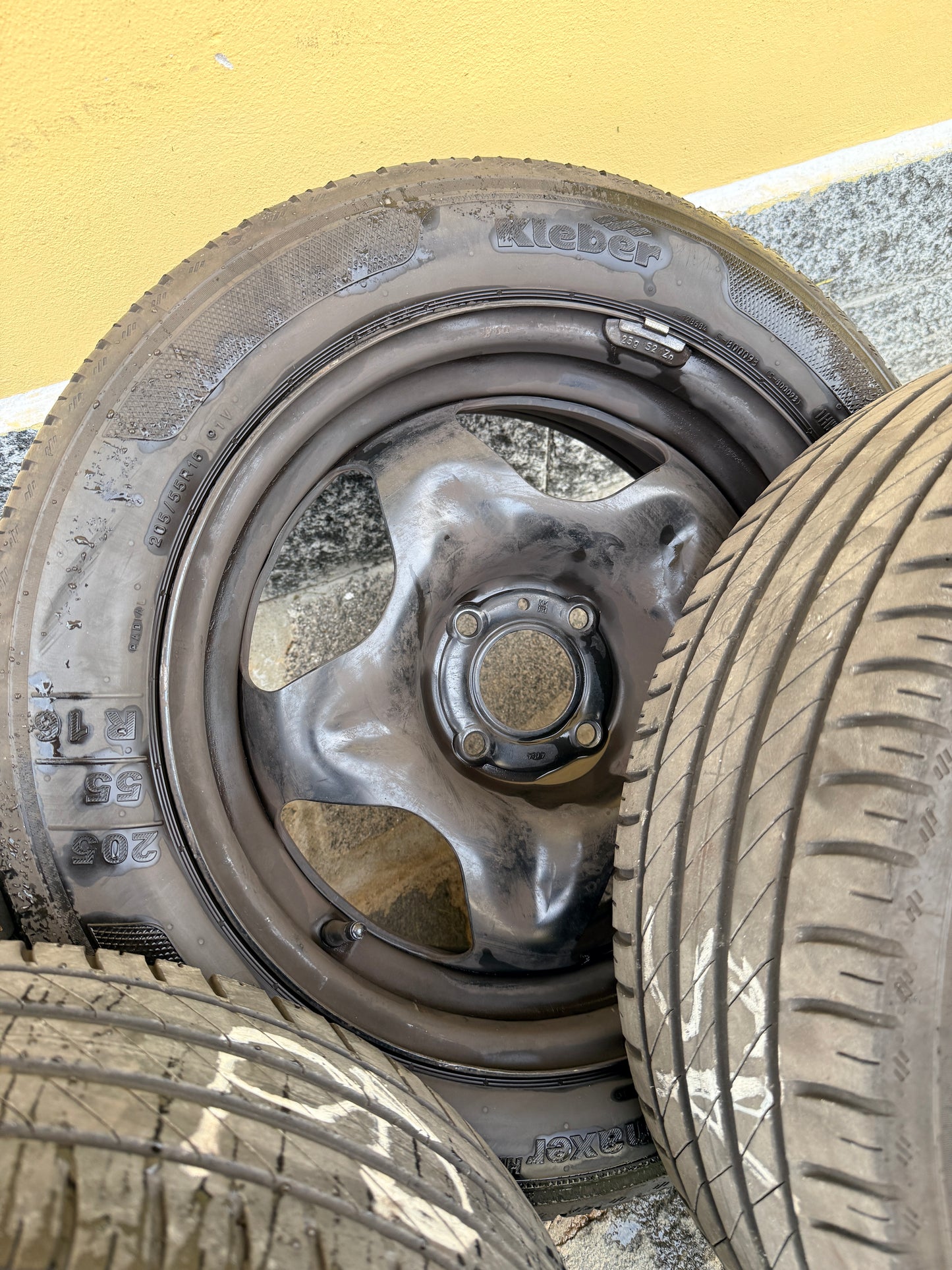 Cerchi + gomme estive 16” - Citroen C3 - Originali - Usato