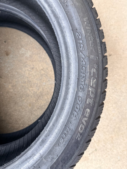 215/45/16 - Invernali - Hankook - DOT 2020 - Usato